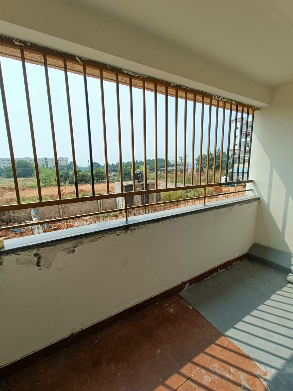 2 BHK Flats for Sale near Tellapur